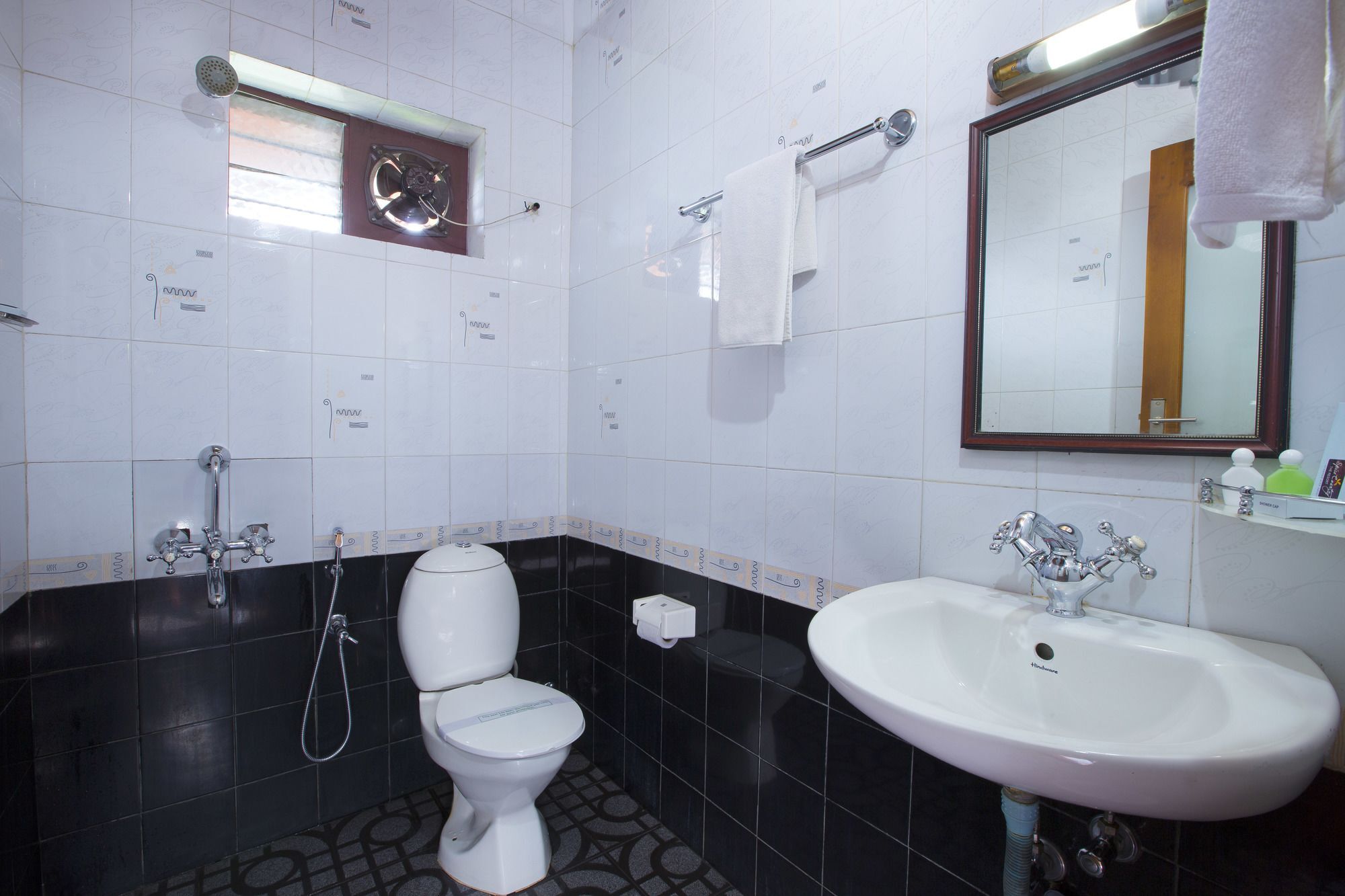 Spice Country Resort Chithirapuram Dış mekan fotoğraf
